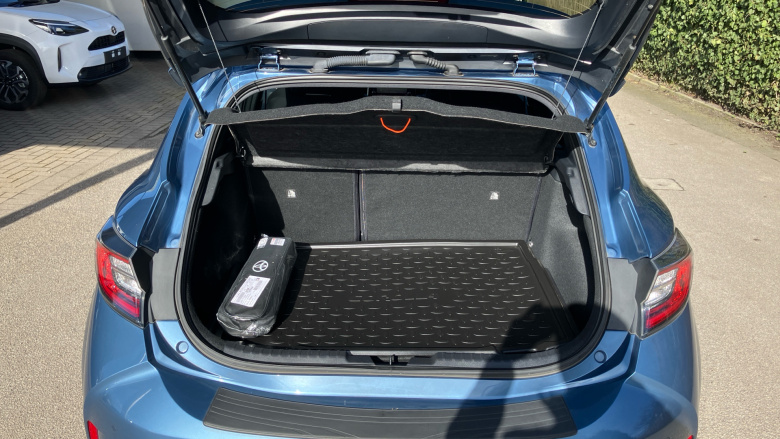 Toyota Corolla 2.0 VVT-i Hybrid Design 5dr CVT Hybrid Hatchback